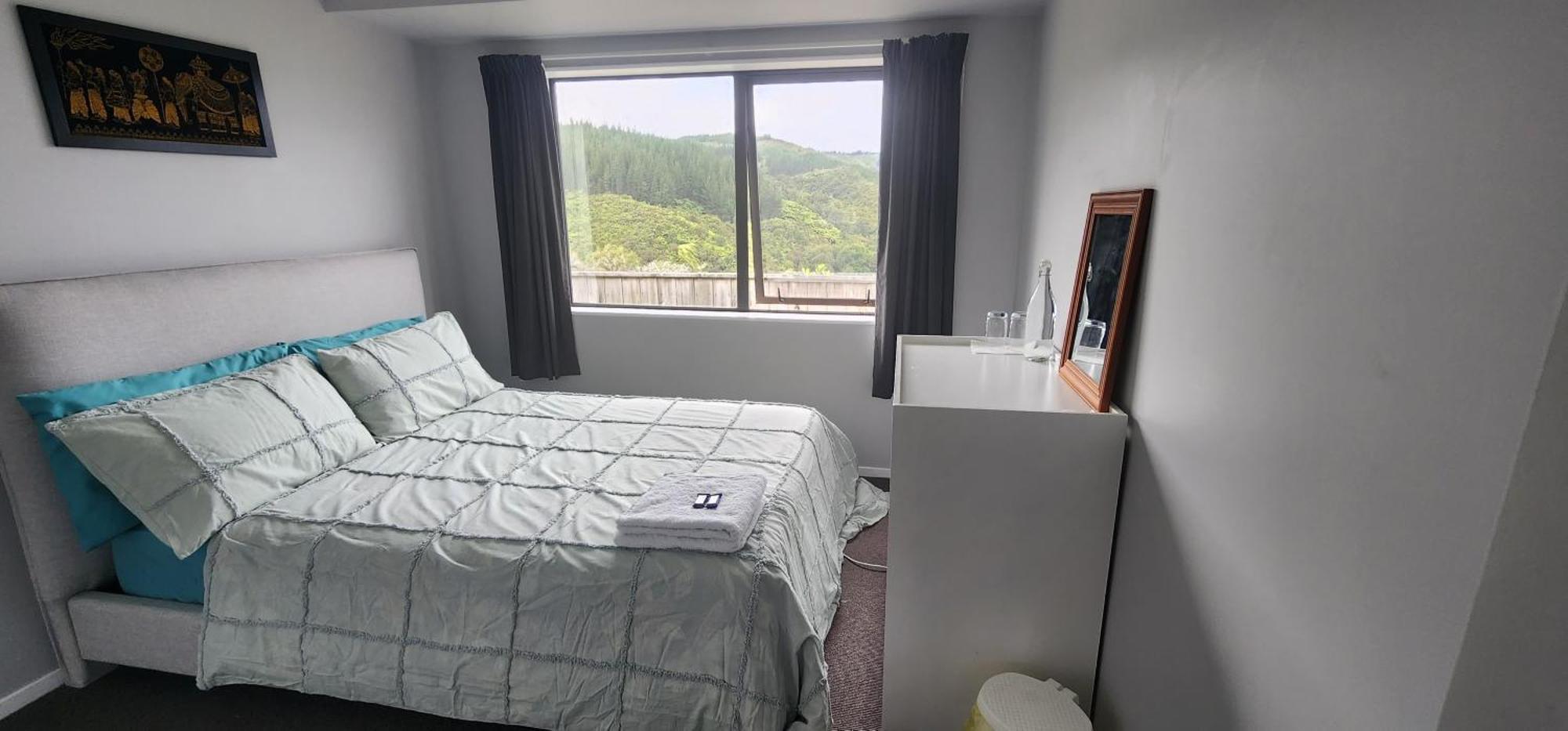 A Comfortable Room In Upper Hutt With Views - Homestay Exterior photo